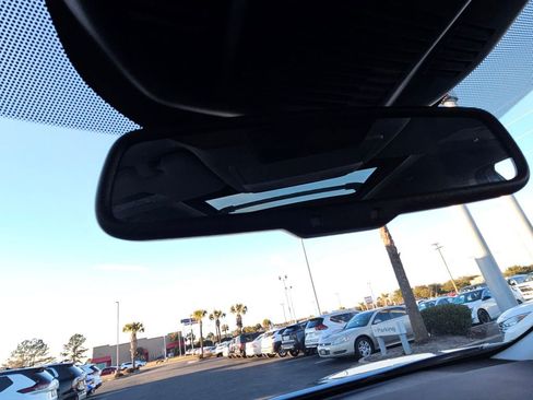 Used 2024 Nissan Rogue Platinum w/ Platinum Premium Package image 33