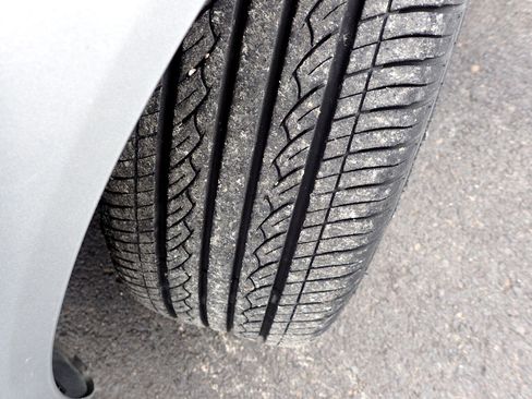 Used 2013 Chevrolet Spark LT image 22