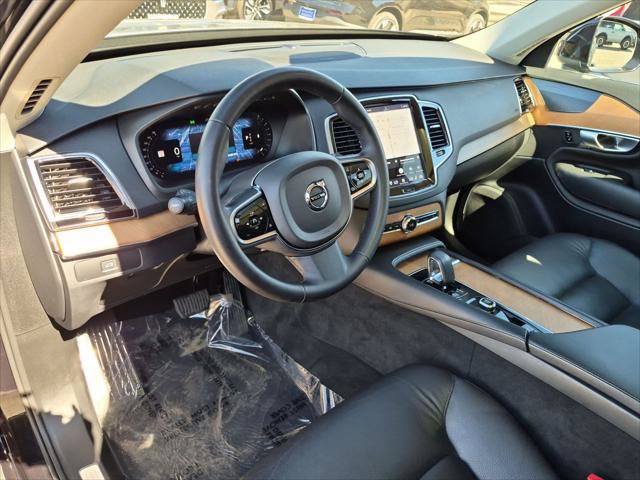 Certified 2024 Volvo XC90 B6 Plus AWD/4WD image 12