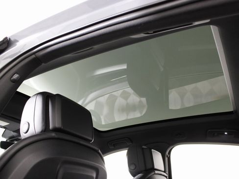 Used 2024 Porsche Cayenne Coupe image 18