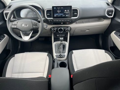 New 2026 Hyundai Venue SEL FWD image 20
