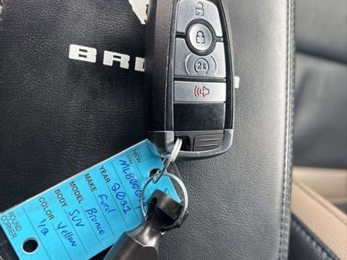 Used 2021 Ford Bronco Wildtrak AWD/4WD image 35