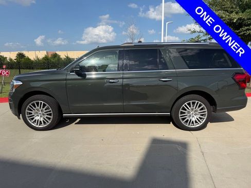 Used 2022 Ford Expedition Max Limited AWD/4WD image 4