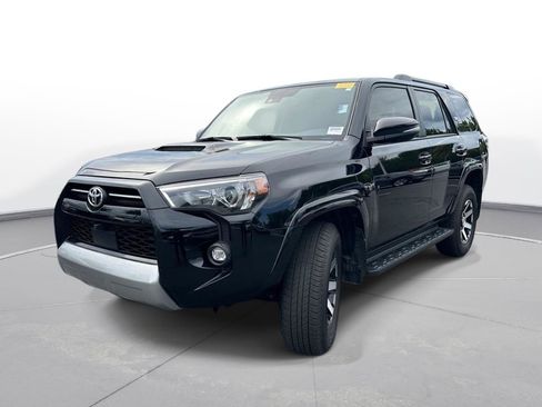 Used 2024 Toyota 4Runner TRD Off-Road Premium w/ Off Road Premium Plus Package AWD/4WD image 2