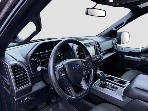 Used 2018 Ford F150 XLT w/ Equipment Group 302A Luxury AWD/4WD image 9