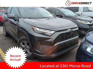 Used 2022 Toyota RAV4 XLE video 1