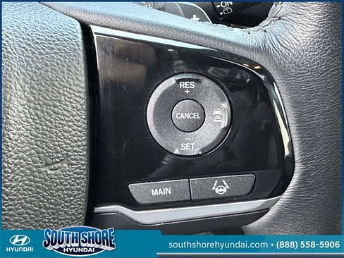 Used 2021 Honda Pilot Touring image 24