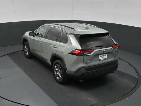 Used 2022 Toyota RAV4 XLE w/ XLE Grade Weather Package AWD/4WD image 46