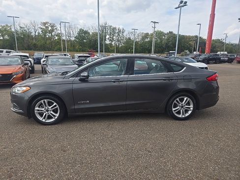 Used 2018 Ford Fusion S image 4