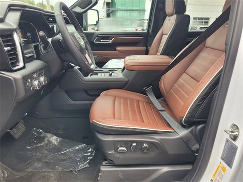 New 2026 GMC Sierra 2500 Denali Ultimate image 5