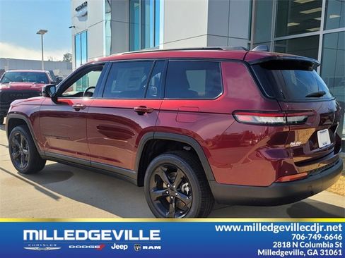 New 2024 Jeep Grand Cherokee L Altitude image 9