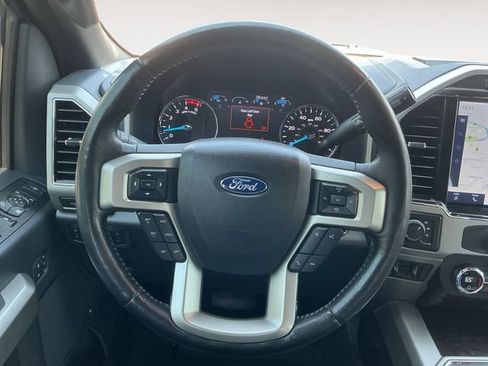 Used 2022 Ford F250 Lariat w/ Black Appearance Package AWD/4WD image 13