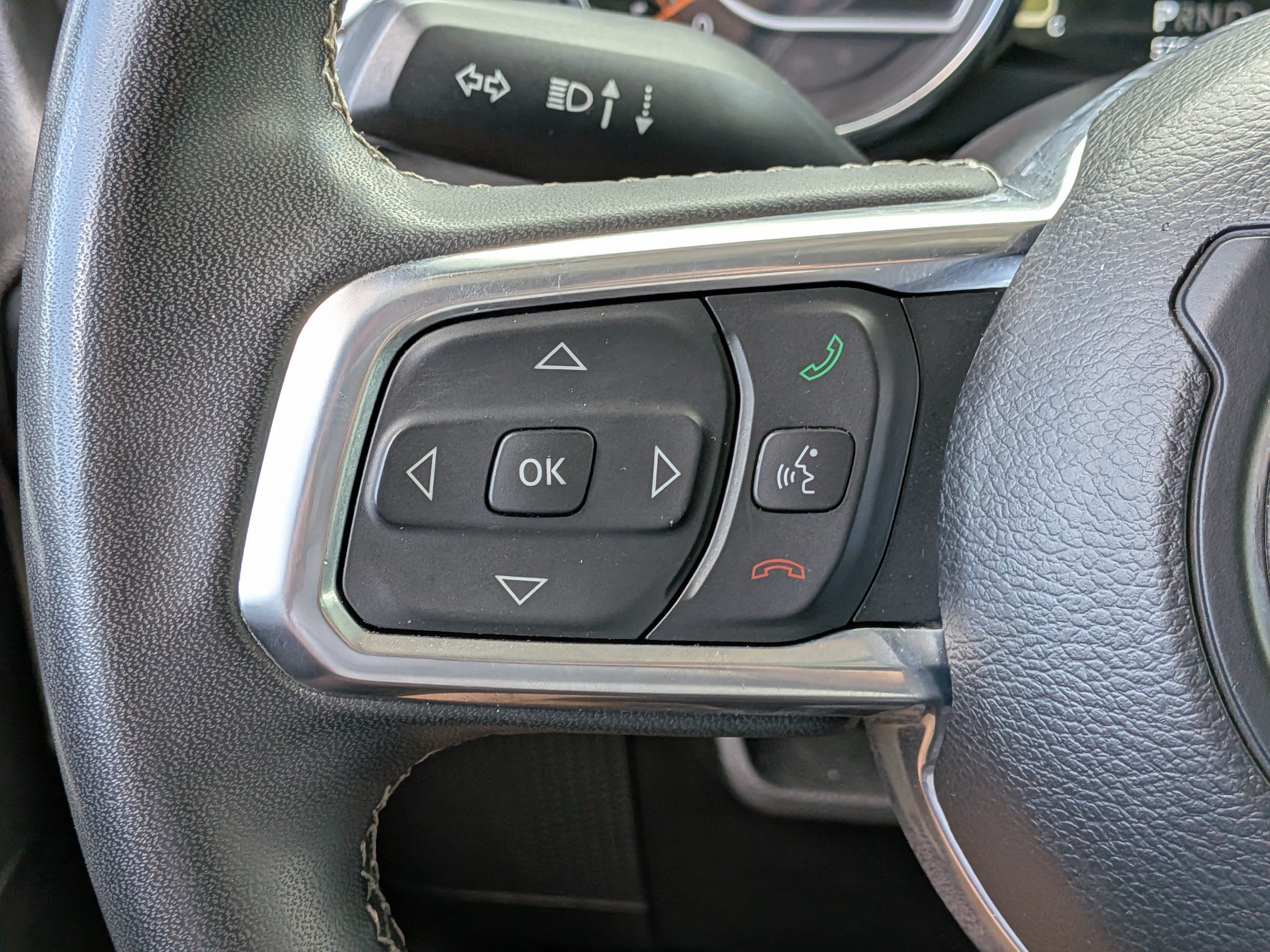 Used 2023 Jeep Gladiator Overland AWD/4WD image 23