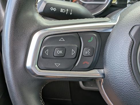 Used 2023 Jeep Gladiator Overland AWD/4WD image 23