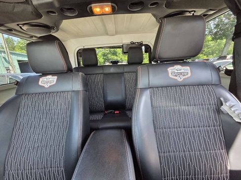 Used 2012 Jeep Wrangler Sahara AWD/4WD image 15