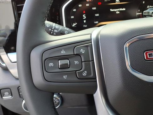 New 2026 GMC Sierra 1500 Elevation image 17