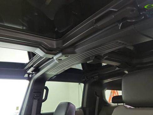 Used 2025 GMC Hummer EV 3X w/ LPO, Illumination Package AWD/4WD image 57
