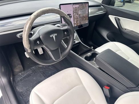 Used 2021 Tesla Model Y Performance image 7