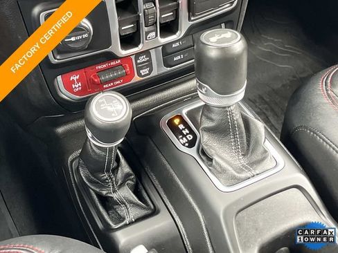 Certified 2025 Jeep Wrangler Unlimited Rubicon AWD/4WD image 33