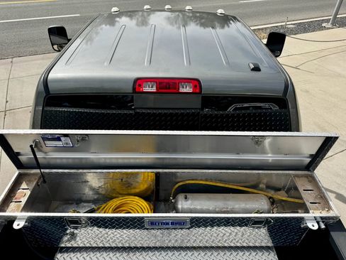 Used 2012 RAM 2500 SLT w/ Cold Weather Group image 25