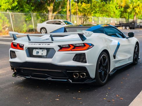 Used 2022 Chevrolet Corvette Stingray Premium Conv w/ Z51 Performance Package RWD image 10