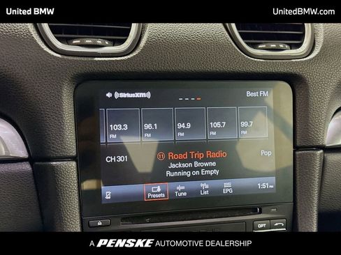 Used 2022 Porsche 718 Cayman image 8