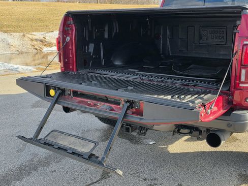 Used 2018 Ford F150 Raptor w/ Equipment Group 801A Mid image 36