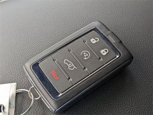 New 2025 Jeep Grand Cherokee Laredo X w/ Luxury Tech Group I image 29