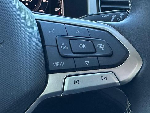 Used 2023 Volkswagen Atlas SE AWD/4WD image 17