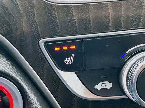 Used 2018 Honda Accord EX image 19