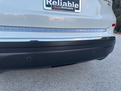 Used 2024 Nissan Murano Platinum w/ Cargo Package image 15