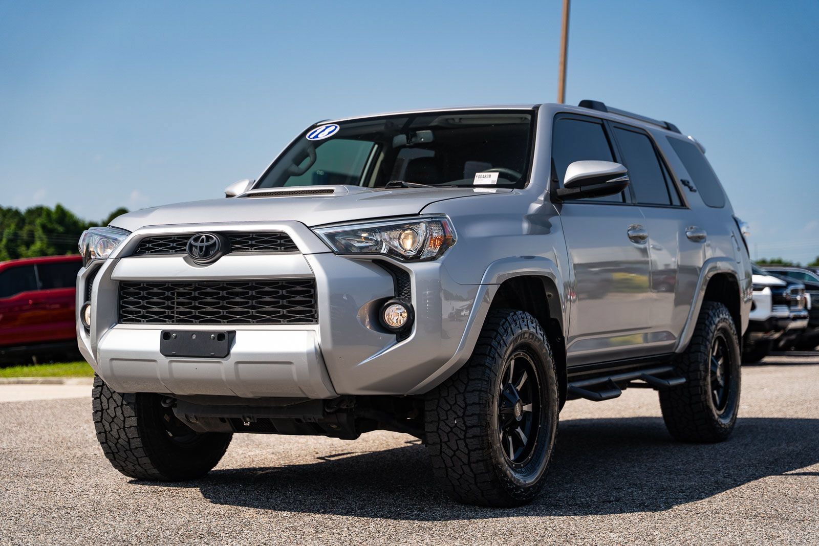 Used 2018 Toyota 4Runner TRD Off-Road Premium AWD/4WD image 3