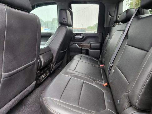 Used 2022 GMC Sierra 2500 SLT w/ Snow Plow Prep/Camper Package AWD/4WD image 16