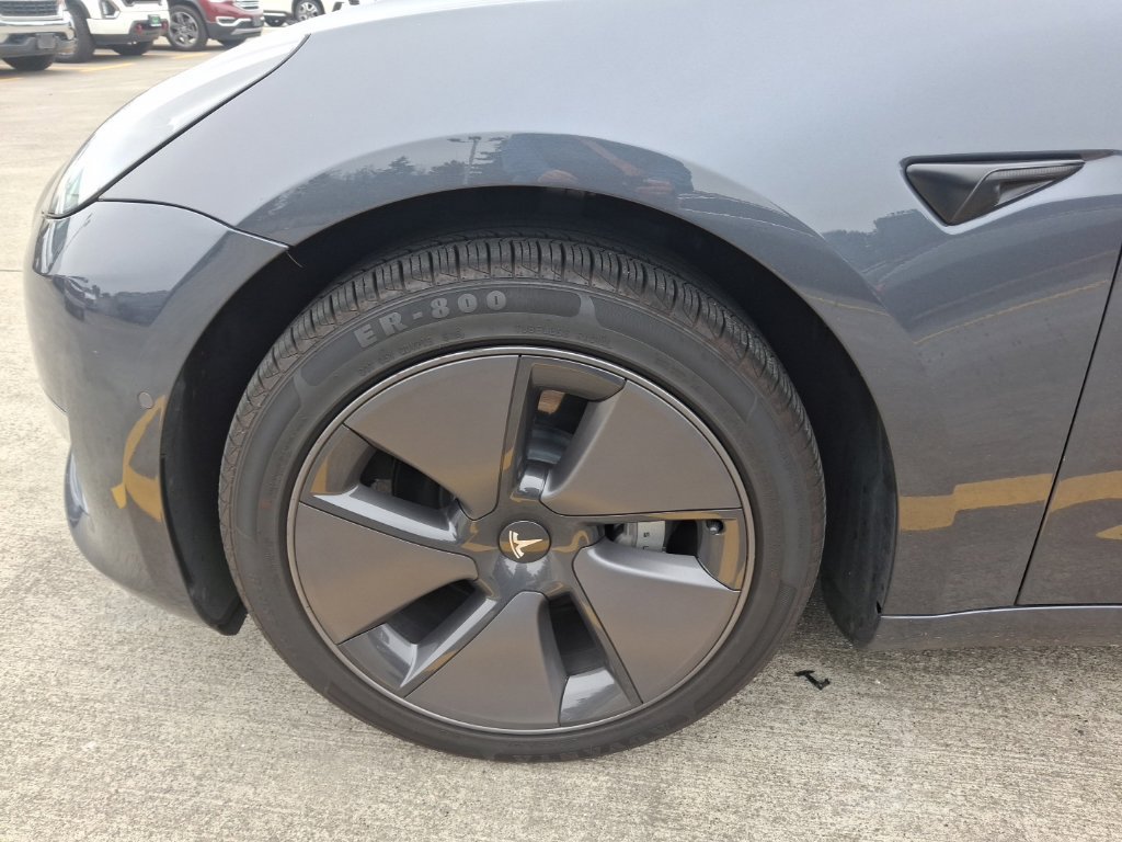 Used 2022 Tesla Model 3 Long Range AWD/4WD image 5