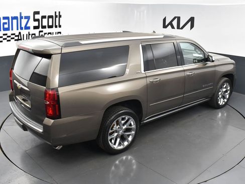 Used 2016 Chevrolet Suburban LTZ image 13
