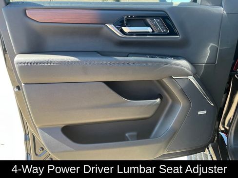 New 2026 GMC Yukon XL Denali w/ Denali Reserve Package image 11