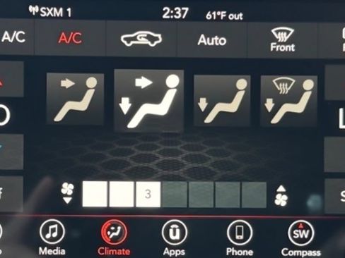 Used 2020 Dodge Challenger SXT RWD image 22