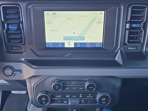 Certified 2021 Ford Bronco Black Diamond w/ Sasquatch Package image 12