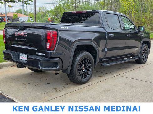 Used 2023 GMC Sierra 1500 Elevation AWD/4WD image 3