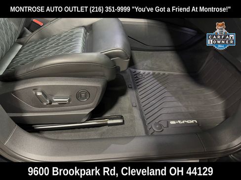 Used 2022 Audi e-tron S Premium Plus image 52