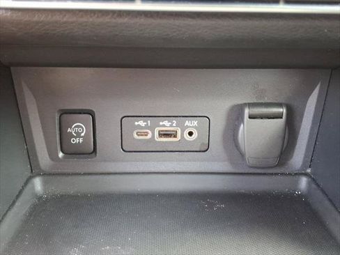 Used 2024 Nissan Sentra SV w/ All-Weather Package FWD image 18