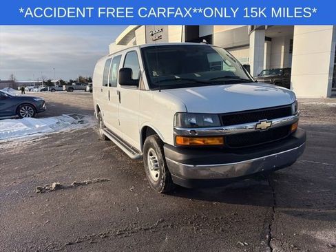Used 2024 Chevrolet Express 2500 Work Van image 3