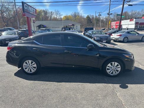 Used 2024 Nissan Sentra S FWD image 3