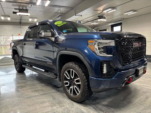 Used 2019 GMC Sierra 1500 AT4 w/ AT4 Premium Package AWD/4WD image 2