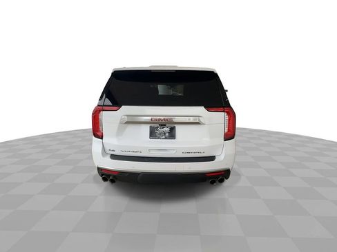 Certified 2022 GMC Yukon XL Denali w/ Denali Premium Package image 7