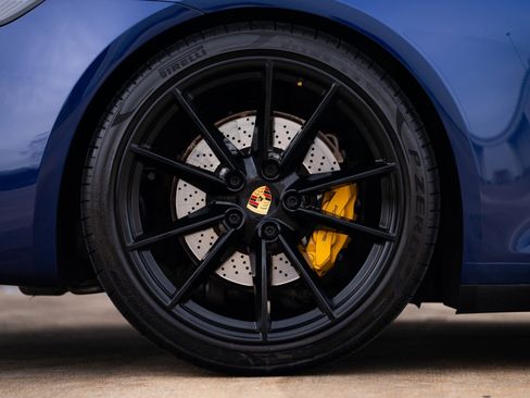 Used 2021 Porsche 911 Carrera S image 36