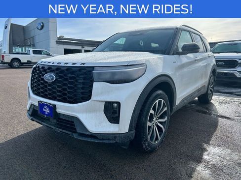 New 2026 Ford Explorer ST-Line image 9