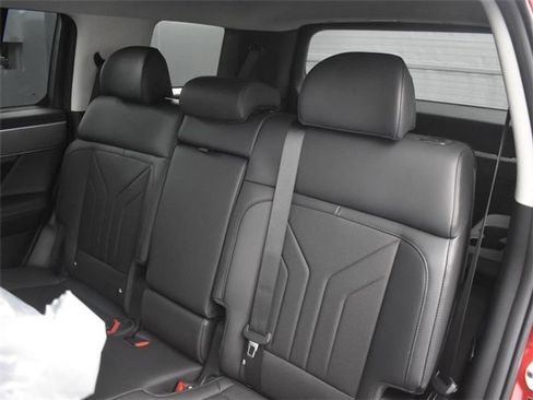 Used 2025 Hyundai Santa Fe XRT image 19