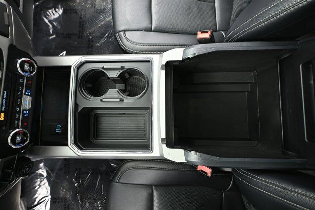 Used 2022 Ford F250 Lariat w/ Lariat Ultimate Package AWD/4WD image 28
