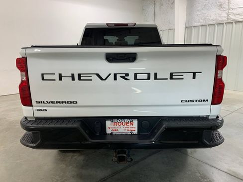 Used 2024 Chevrolet Silverado 2500 Custom w/ Custom Convenience Package AWD/4WD image 6